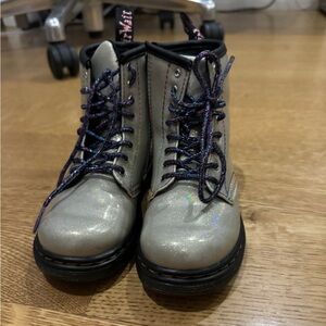 Dr Martens girls silver boots with zipper size 27